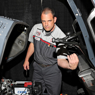 Platinum Level Technicians ACT Forklift